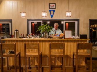 Relax and fishing in Abaco with quality hotels and drinks.