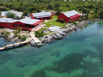 Hotel next to the Sea in Abaco
